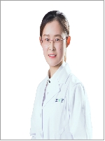 챴