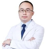 张鹏翼